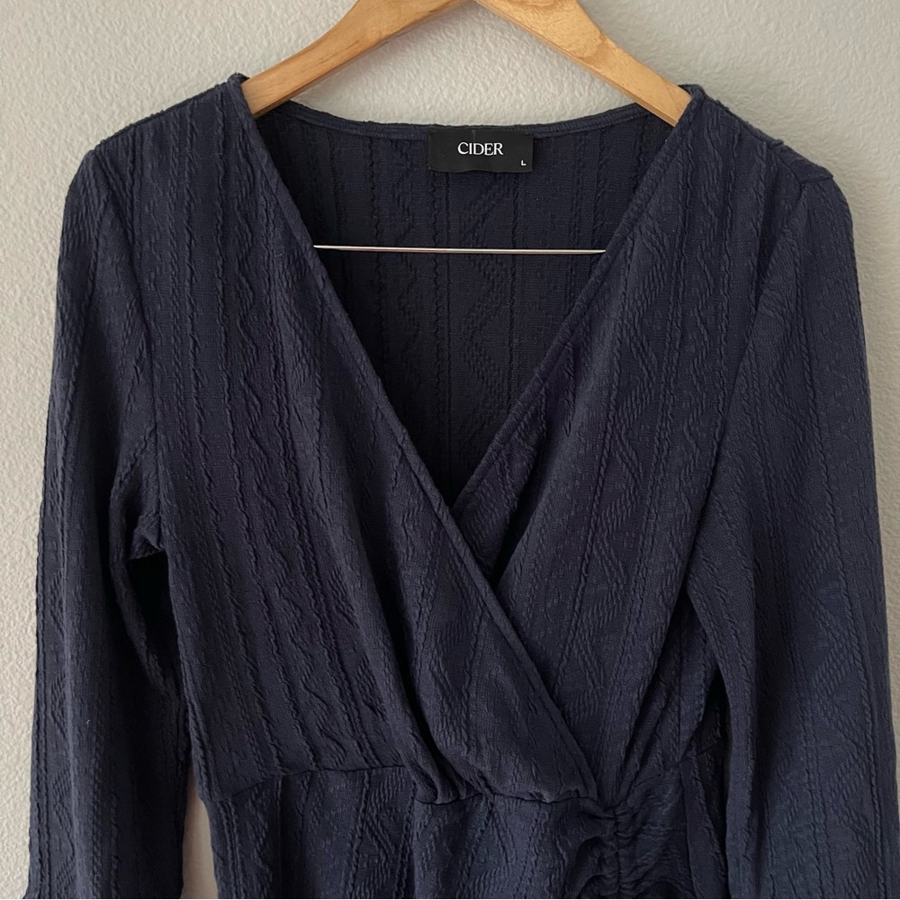 Cider Woven Solid V-Neck Ruched Drawstring Navy B… - image 6